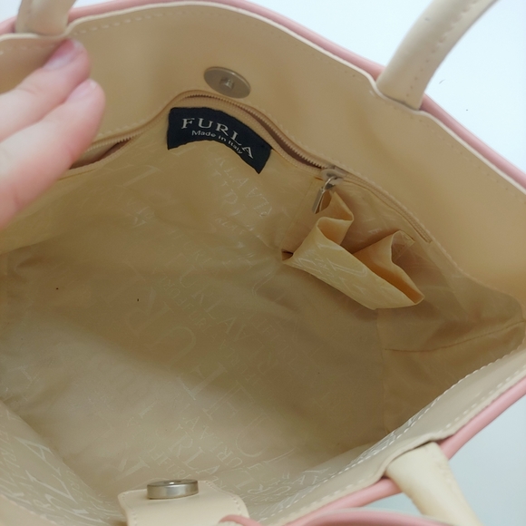 *vintage* Furlasmall cream ivory beige & rose bow leather smooth handbag
